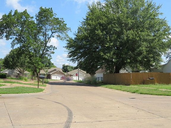4th image of 226 Anna Ln