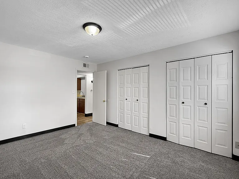 5560 E Virginia St — Photo 19