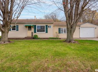 119 E 3rd St, Coal Valley, IL 61240