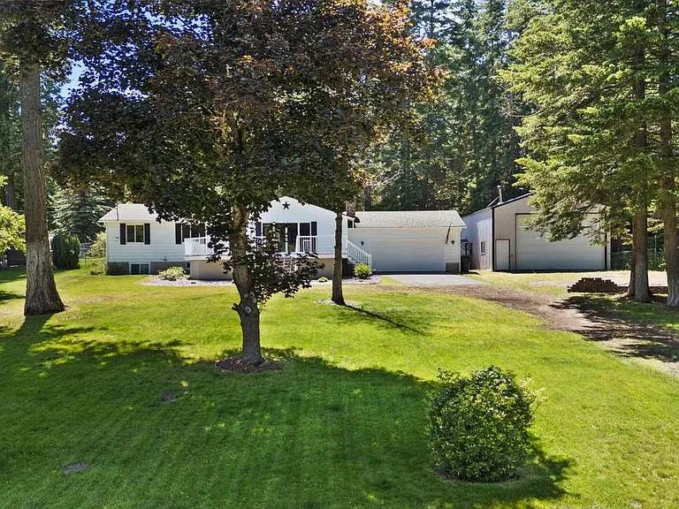 12773 N Hauser Lake Rd — Photo 34