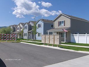 2nd image of 2051 N Crosby Dr