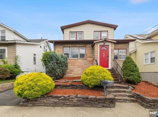 501 Victor St, Saddle Brook, NJ 07663