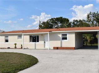 2551 Welch St, Fort Myers, FL 33901