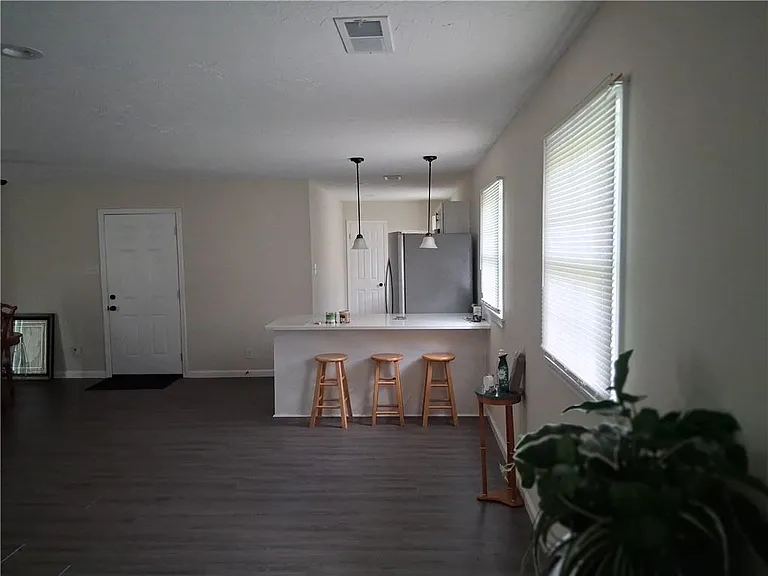 2275 Briarwood Dr SW — Photo 7