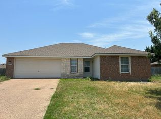 2004 Red Sage Dr, Waco, TX 76708