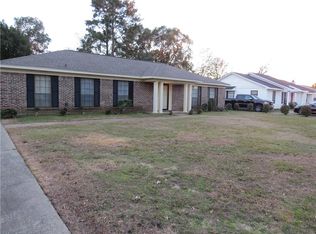 9751 Pine Knoll Rd, Mobile, AL 36608