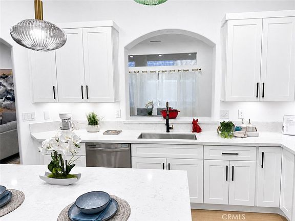 2nd image of 39832 De Vendome Ct