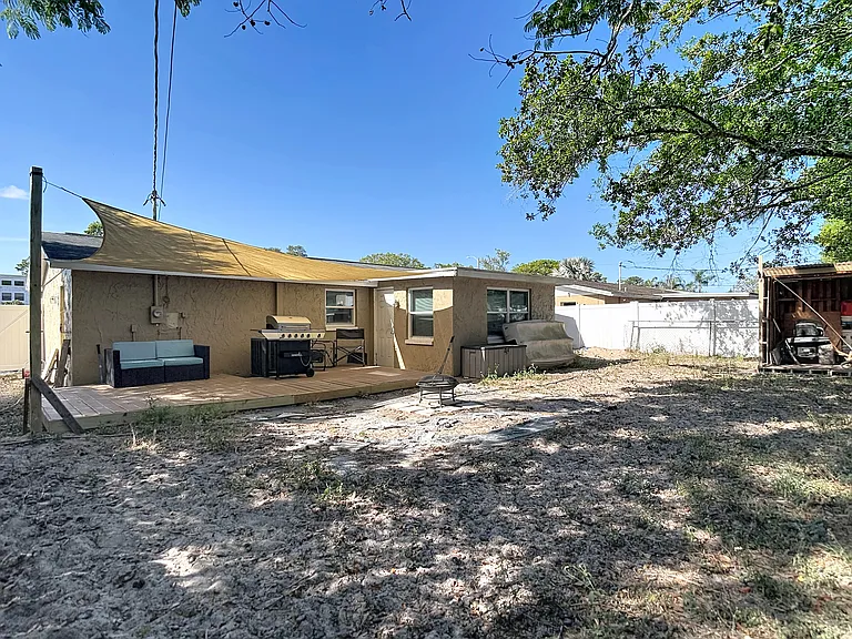 5913 Appletree Rd — Photo 33