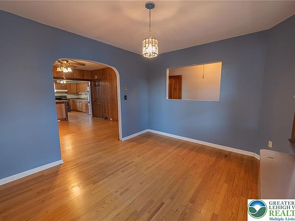 3rd image of 270 Lehigh Ave