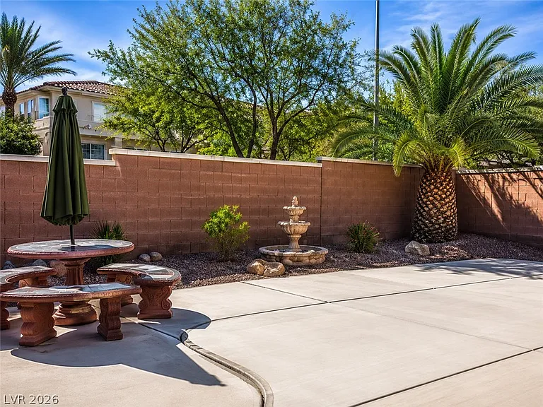 1872 High Mesa Dr — Photo 11