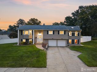 6 Sherry Rd, East Brunswick, NJ 08816
