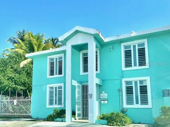 64 Bloque #122-4, Carolina, PR 00985