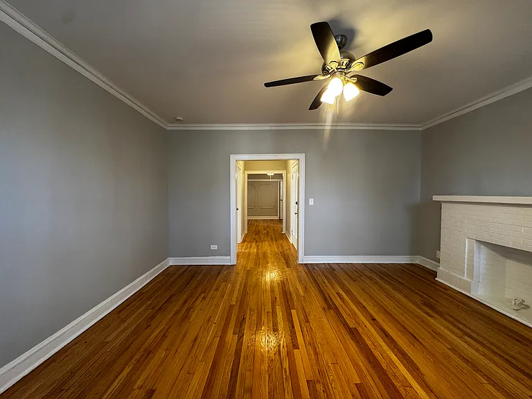 6422 N Greenview Ave #1 — Photo 5