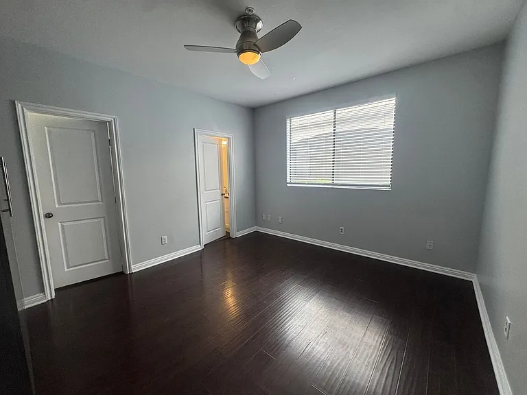 555 Maine Ave #330 — Photo 17