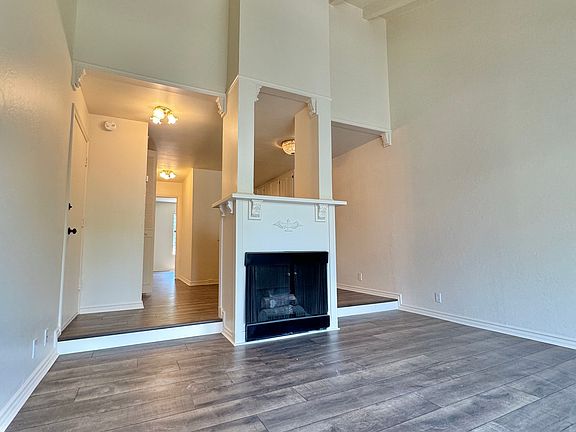 2nd image of 2562 Walnut Blvd APT 82