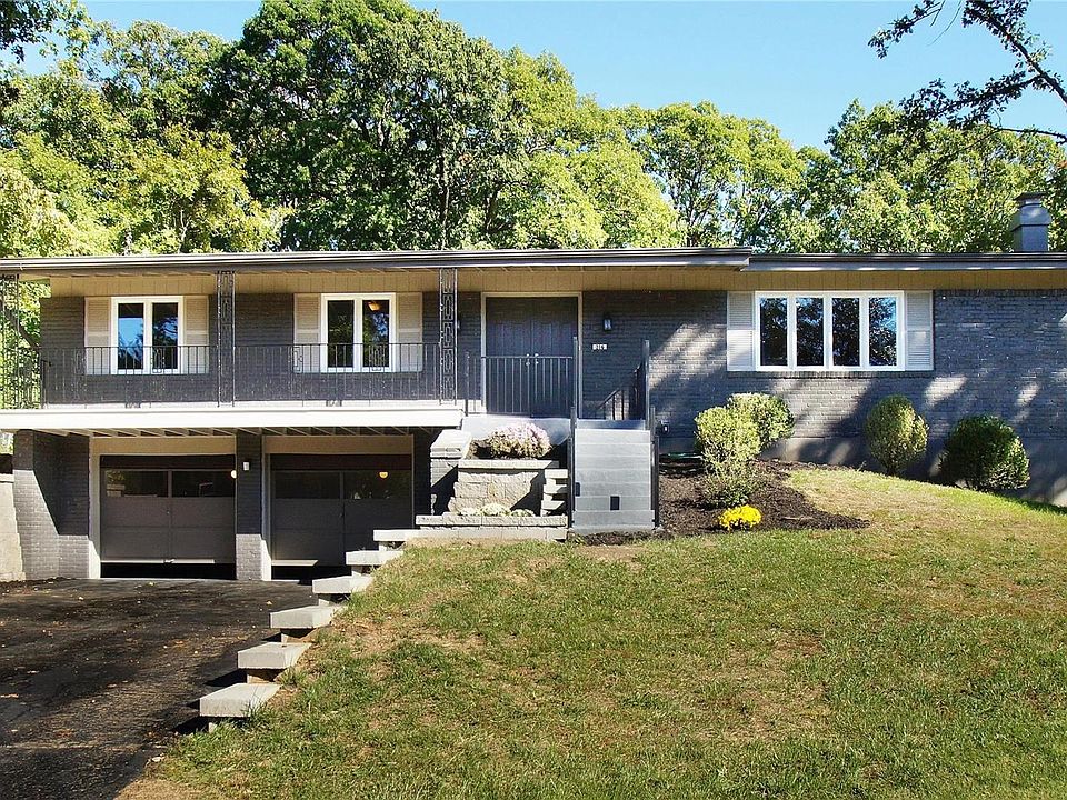 1st image of 216 Stoney View Ct