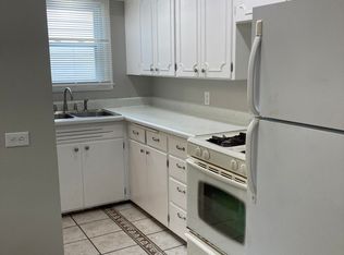 2241 SW Plass Ave, Topeka, KS 66611