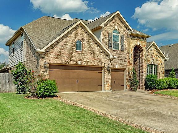 3rd image of 2309 Brighton Park Ln