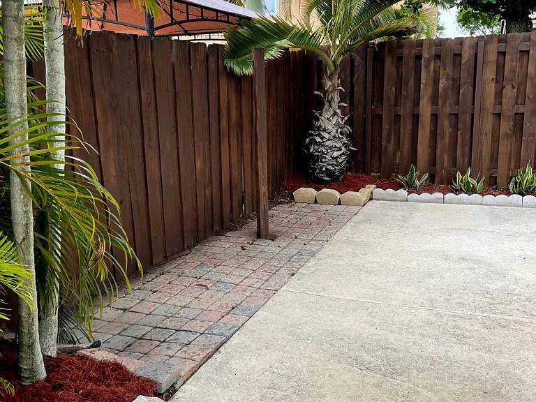 15453 SW 139th St — Photo 64