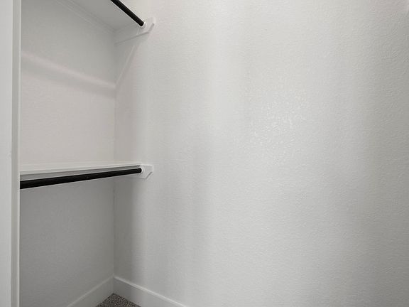 5th image of 16531 Harmony Lea Ln