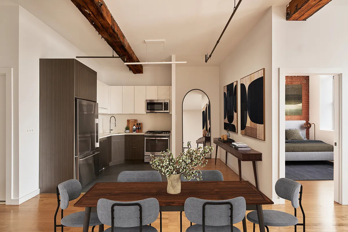 Building Photo - 275 Park Ave #3D