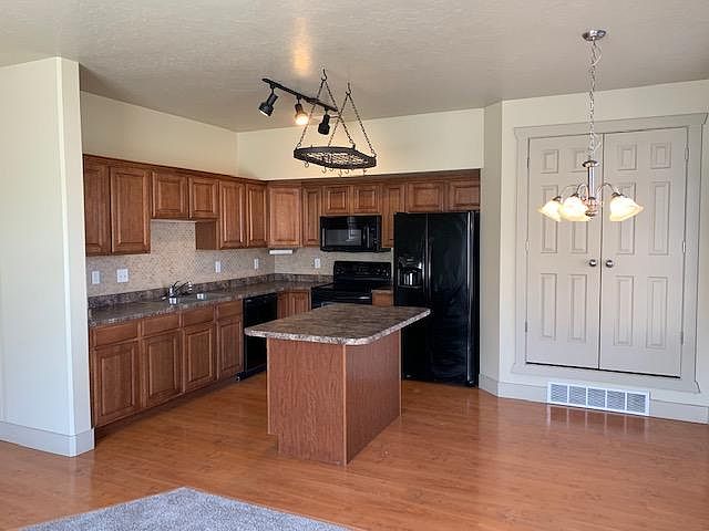 2nd image of 247 Hidden Creek Dr