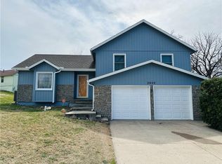 3805 Bernard Powell Dr, Kansas City, MO 64127