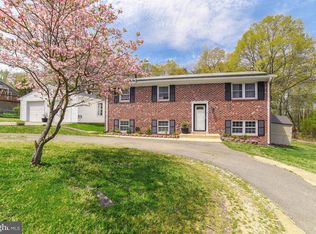 8202 Bellefonte Ln, Clinton, MD 20735