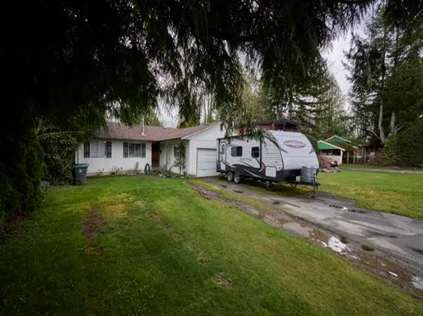 14523 104a Ave, Surrey, BC V3R 1R2