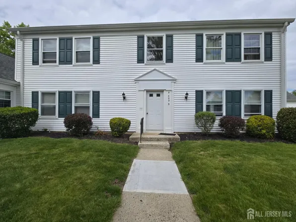 489 New Haven Way #B, Monroe Township, NJ 08831