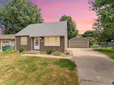 1312 S Blauvelt Ave, Sioux Falls, SD, 57105