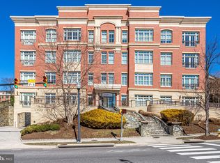 2801 Langston Blvd #305, Arlington, VA 22201
