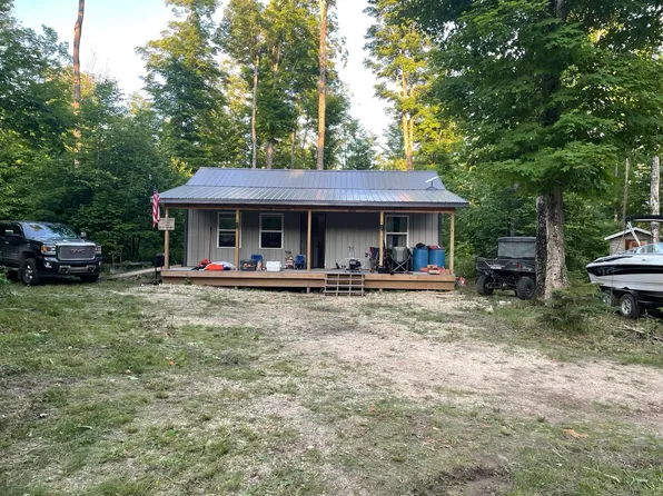 5372 Camp 23 Rd, Germfask, MI 49836