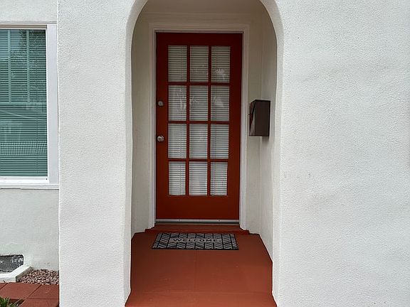 2nd image of 4912 Mansfield St