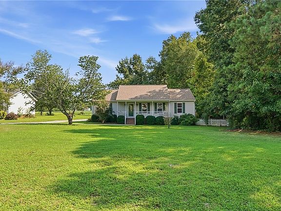 2nd image of 147 Canaan View Ln