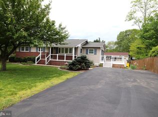 260 11th St, Pasadena, MD 21122