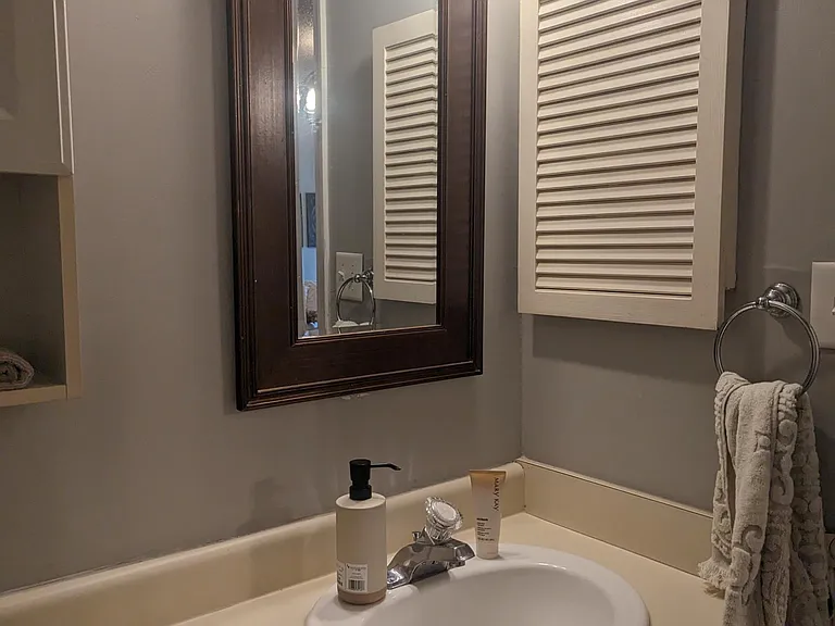 30 Mathews Dr #711 — Photo 15