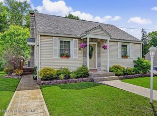 21 Brook Ln, Spring Brook Township, PA 18444