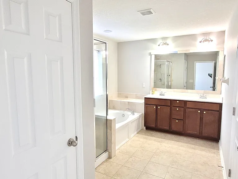 Second Floor Full Size Master Bathroom
