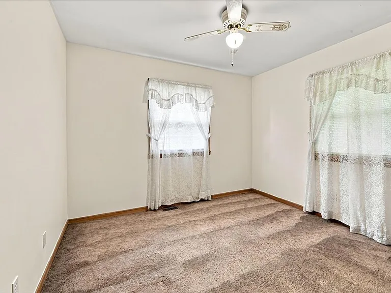 5420 N Sadlier Dr — Photo 11
