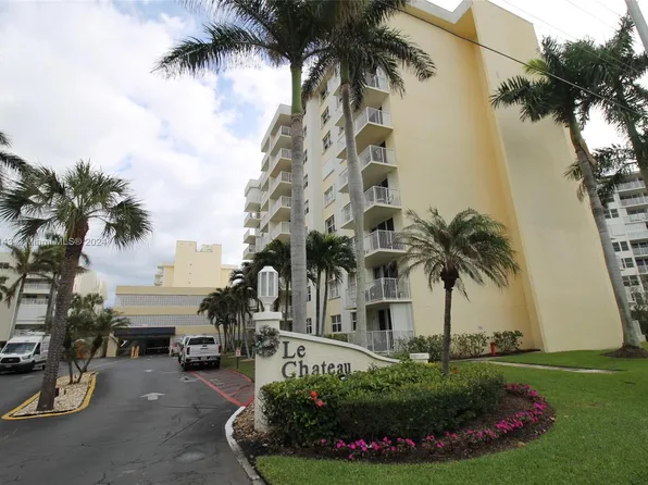 3540 S Ocean Blvd APT 212, South Palm Beach, FL 33480