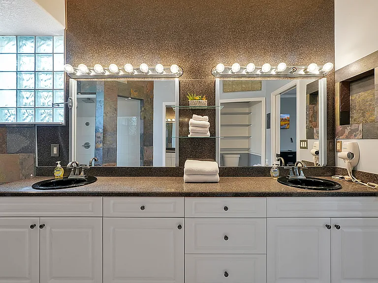 36 Pinetree Dr — Photo 36