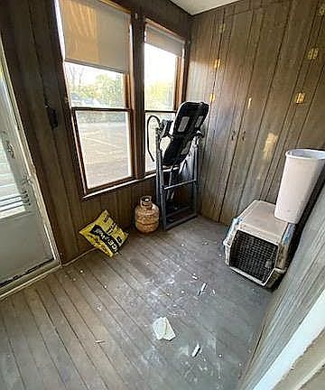 2nd image of 217 Main St E