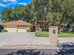 9511 Sinsonte St, San Antonio, TX 78230