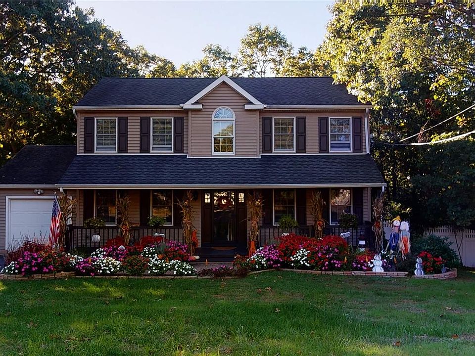 1st image of 84 Joan Ave