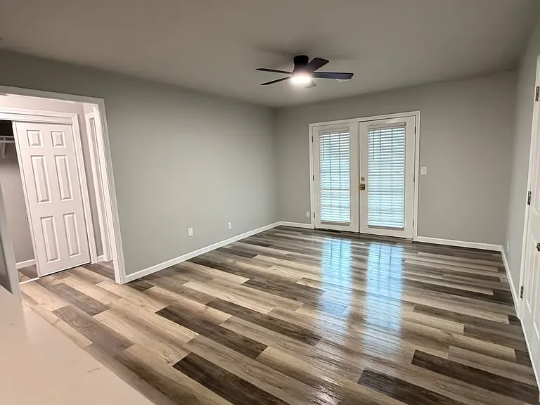 505 W Spruce St #501 — Photo 3