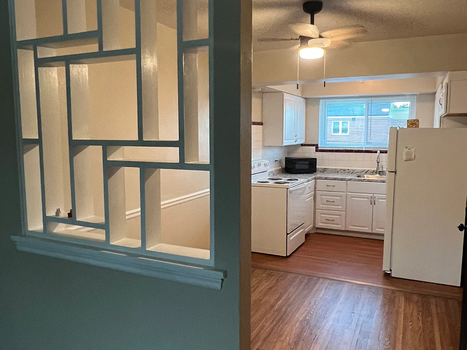 2 bed, 900 sqft, $1,095 — Photo 4