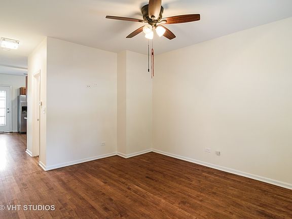 3rd image of 1231 S 49th Ct