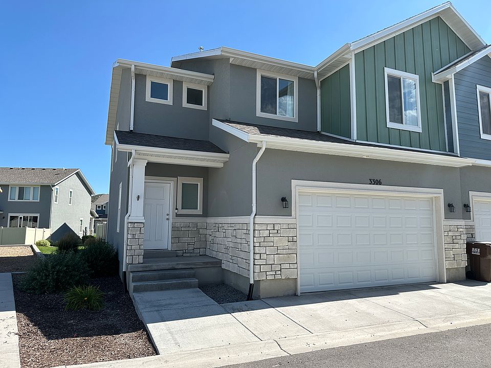 1st image of 3306 E Gallio Ave