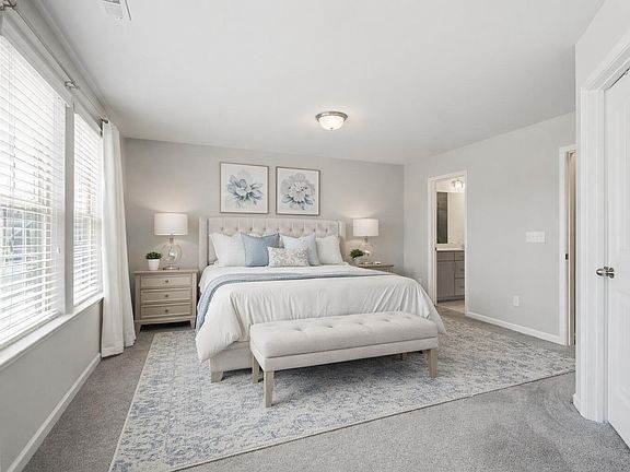 5th image of 1717 Shady Oaks Dr